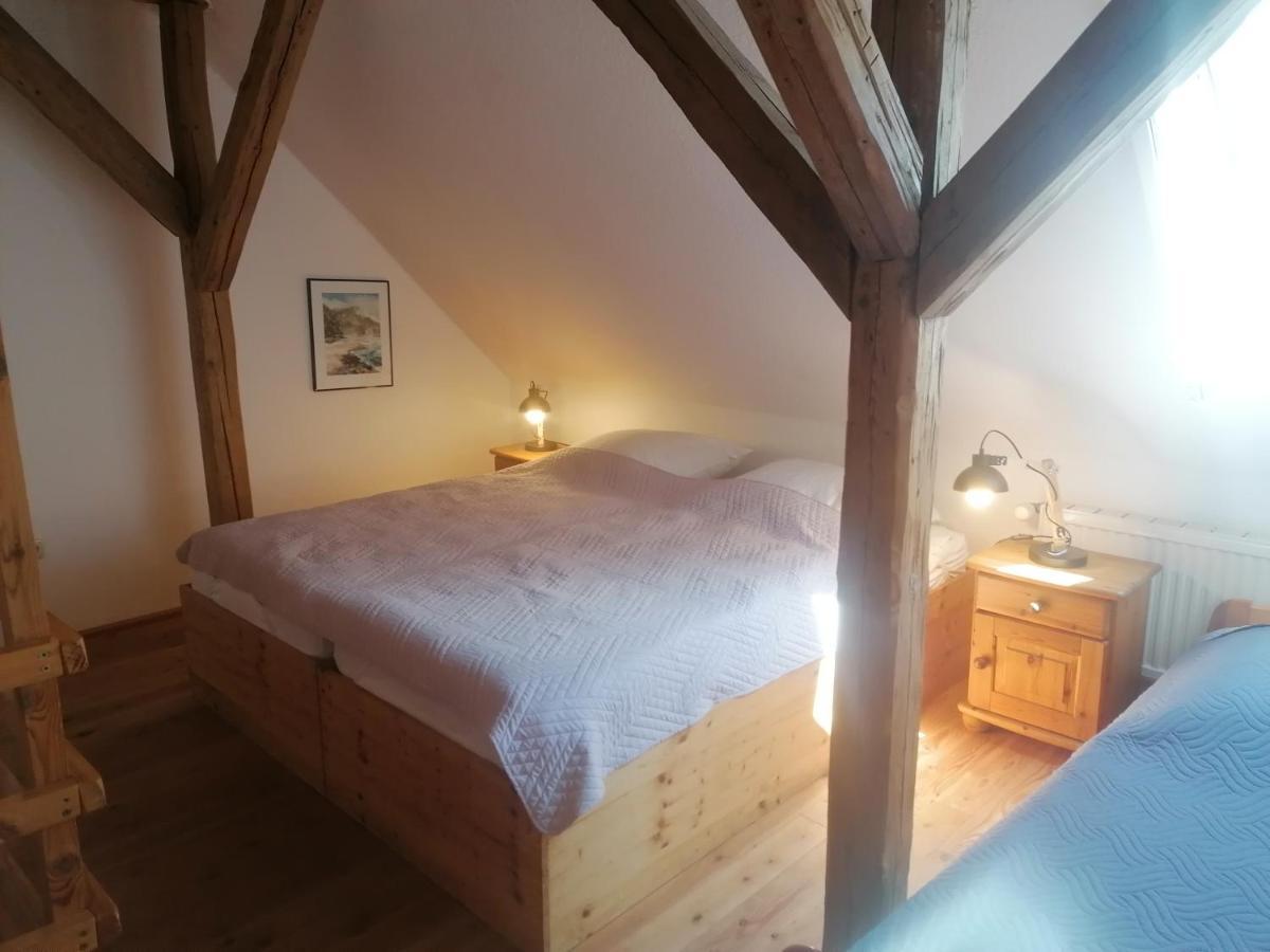 Boddenhus Auf Ruegen - Ferienwohnungen Und Pension Rappin Екстериор снимка