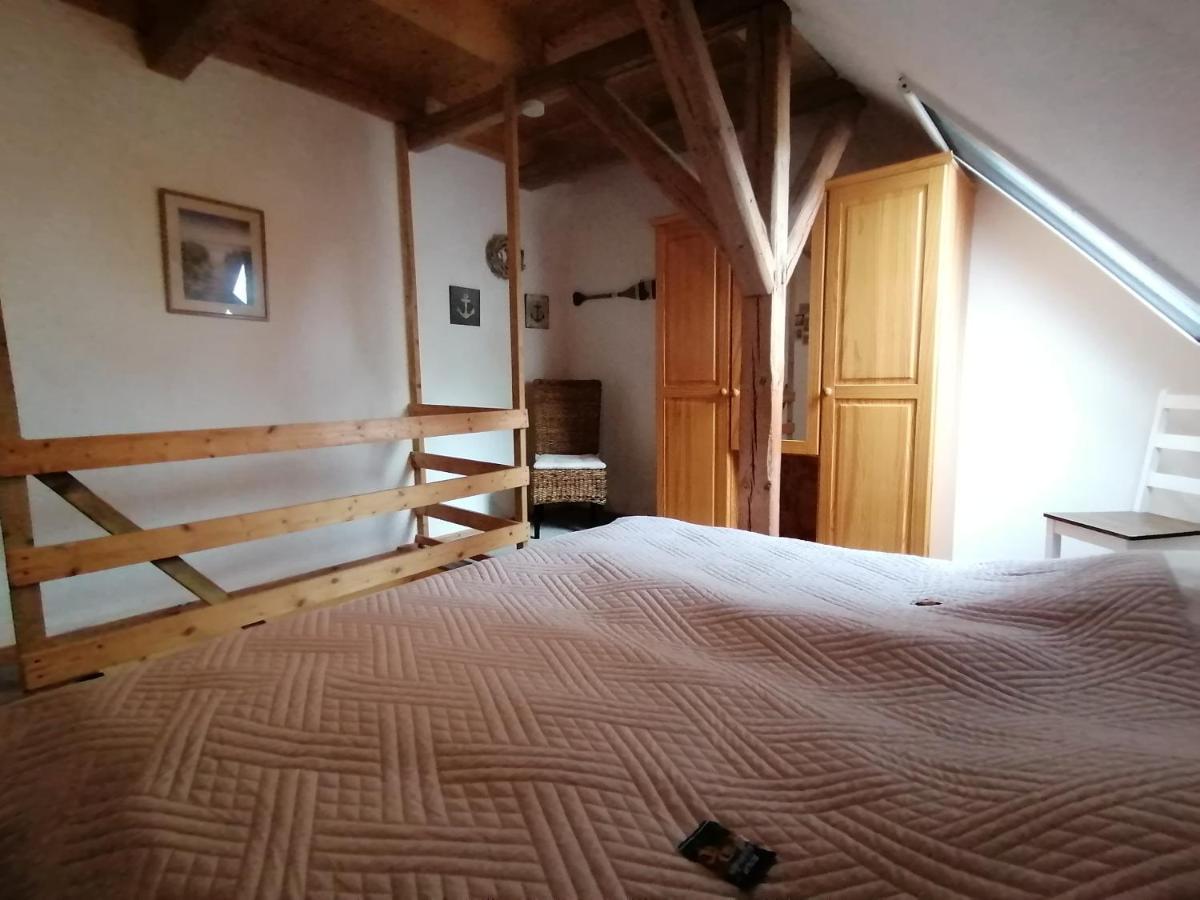 Boddenhus Auf Ruegen - Ferienwohnungen Und Pension Rappin Екстериор снимка