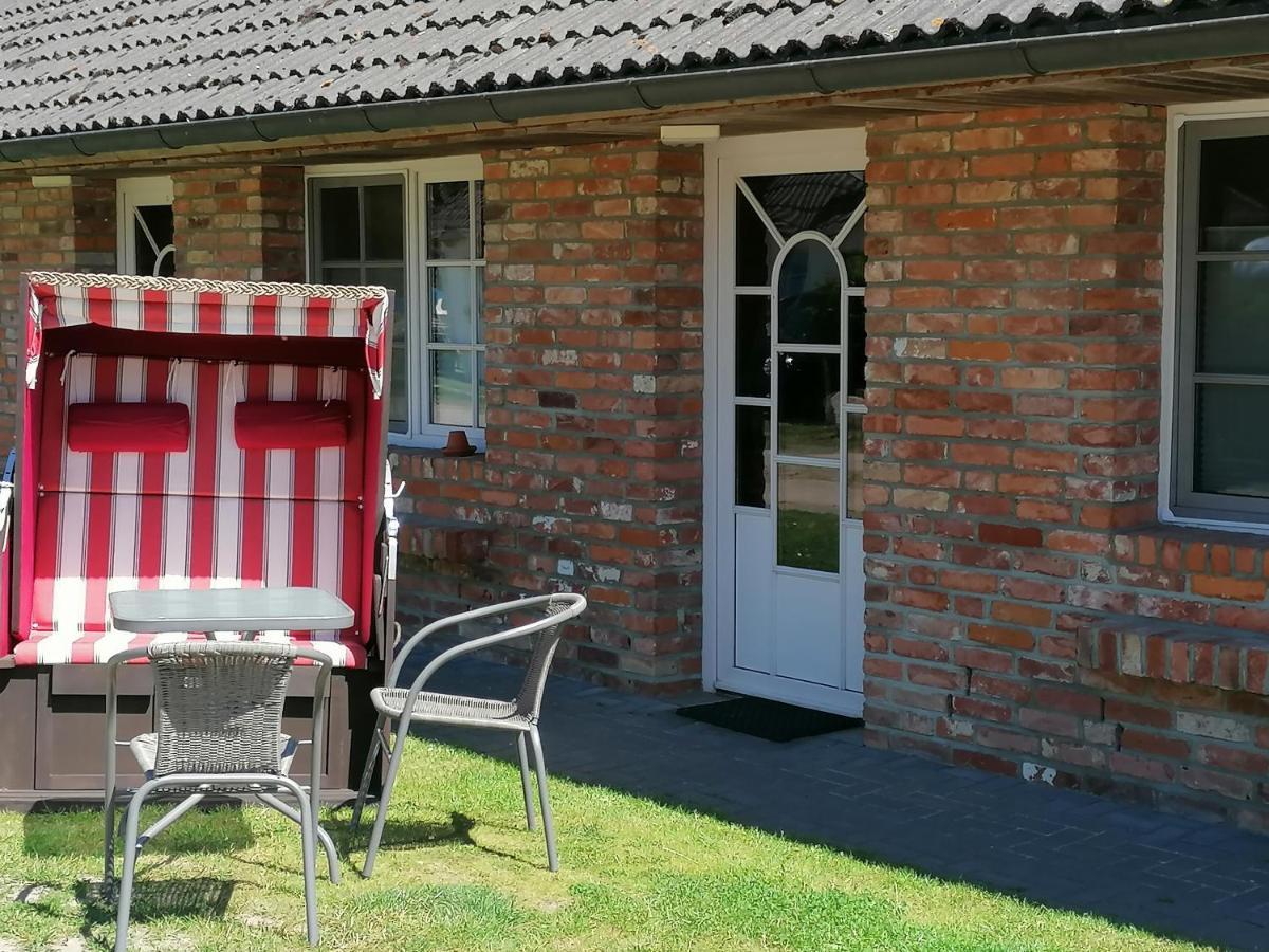 Boddenhus Auf Ruegen - Ferienwohnungen Und Pension Rappin Екстериор снимка